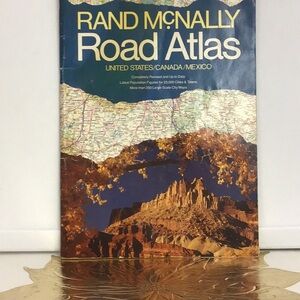 RAND McNALLY ROAD ATLAS 1980/1982